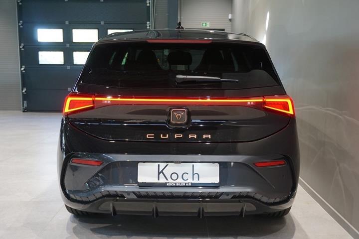 Sort Cupra Born fra 2025