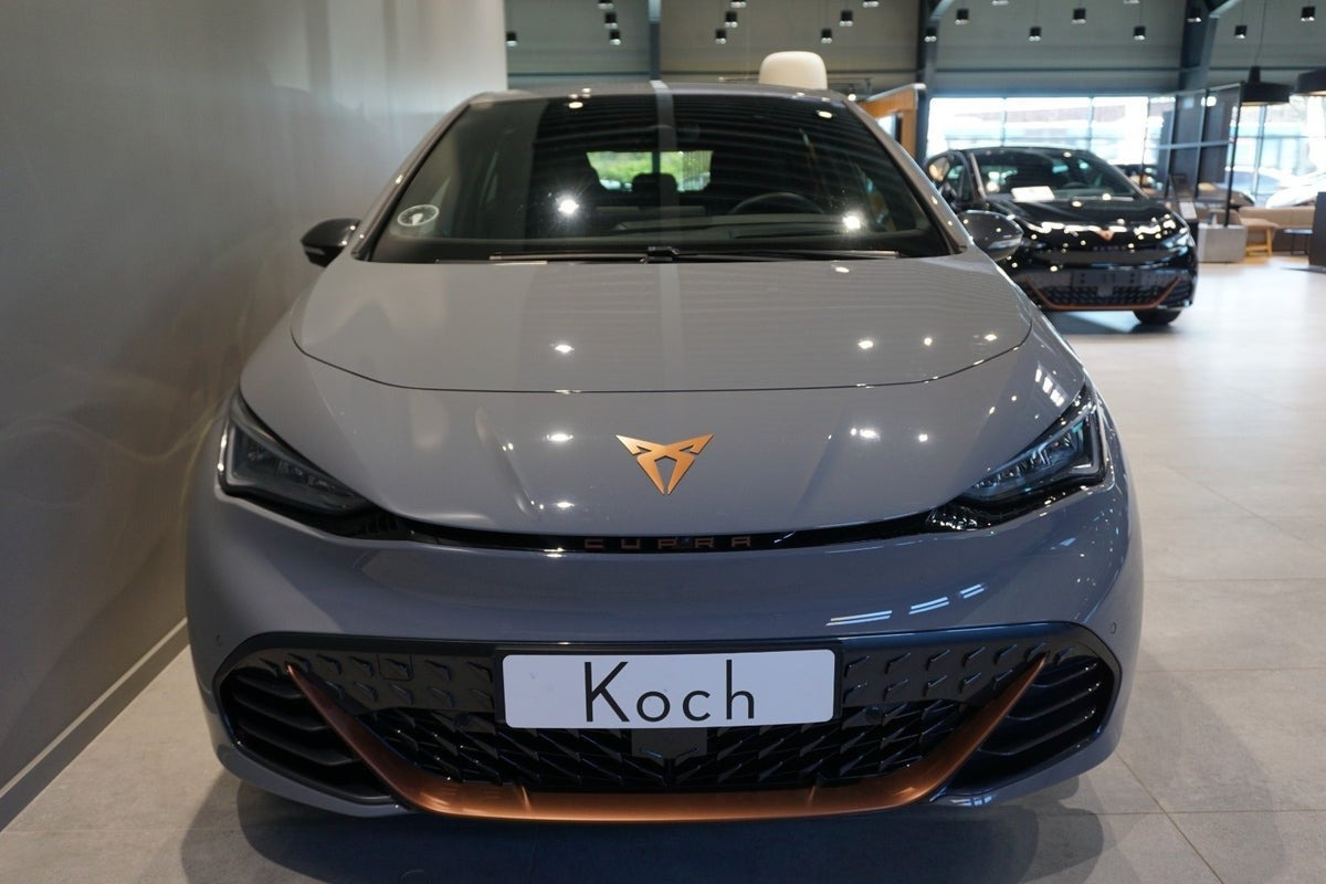 Grå Cupra Born fra 2025