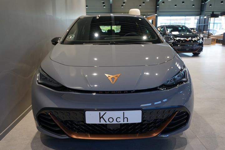 Grå Cupra Born fra 2025