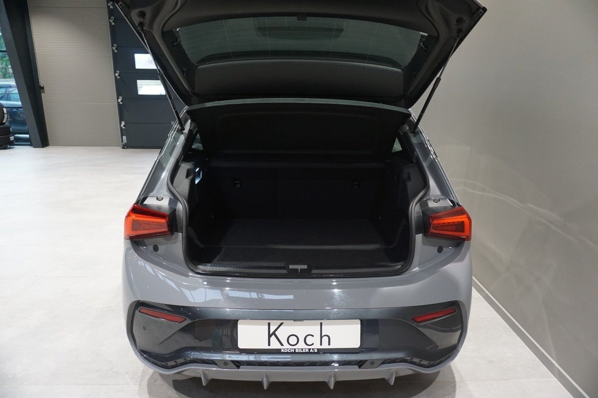Grå Cupra Born fra 2025