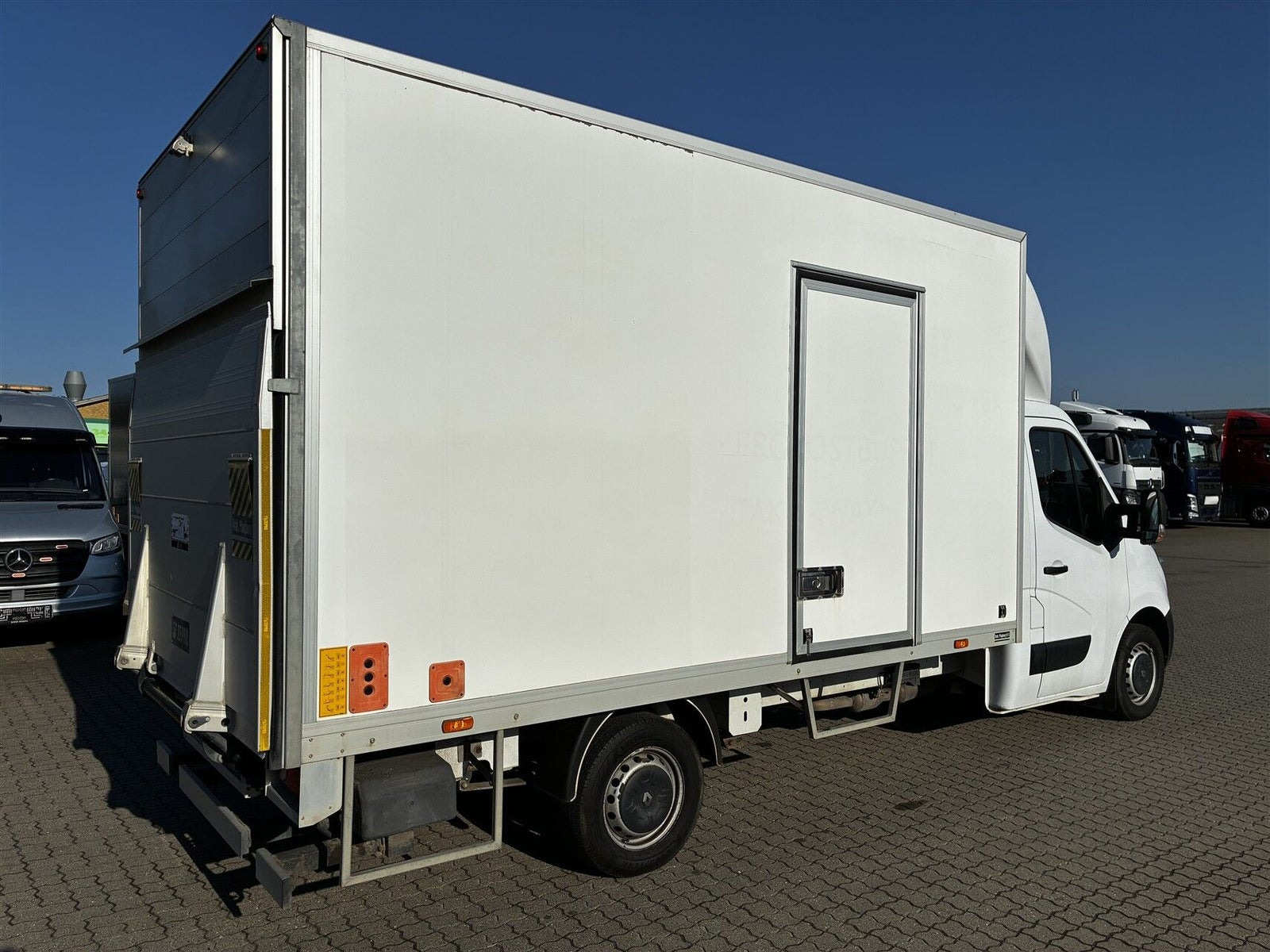 Hvid Renault Master III T35 fra 2020