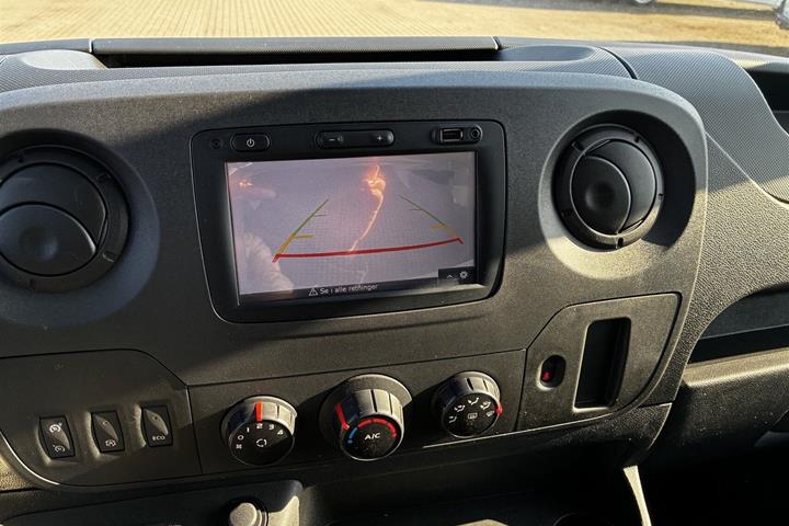 Hvid Renault Master III T35 fra 2020