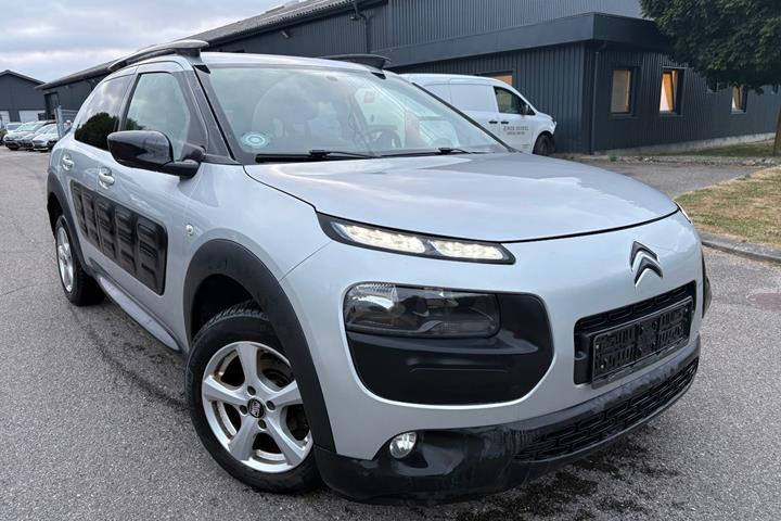 Gul Citroën C4 Cactus fra 2016