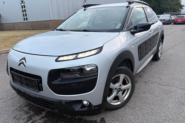 Gul Citroën C4 Cactus fra 2016