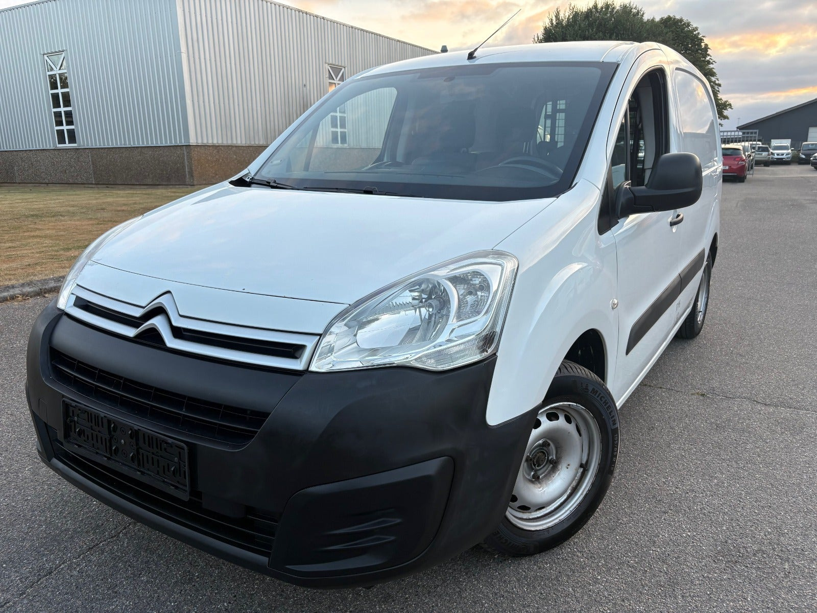 Hvid Citroën Berlingo fra 2017