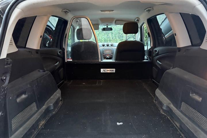 undefined Ford S-MAX fra 2014
