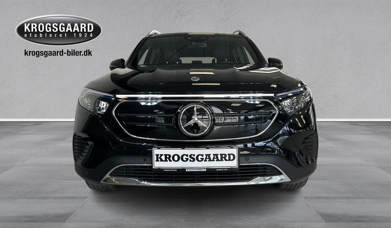 Sort Mercedes EQB250 fra 2023