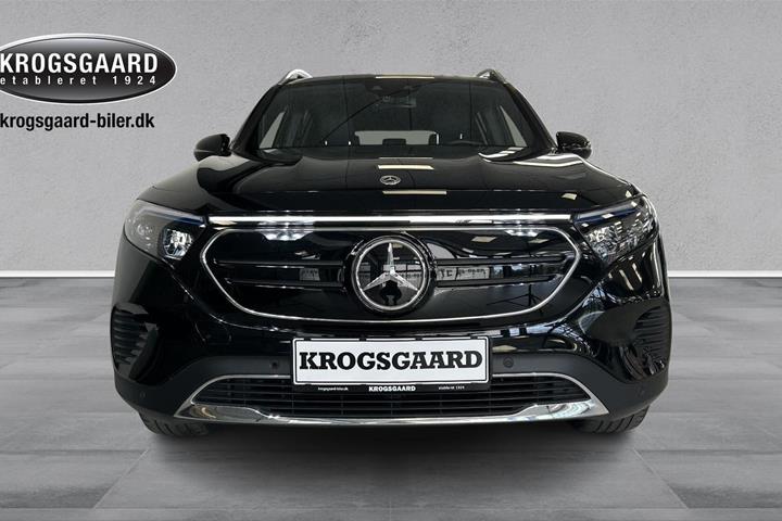 Sort Mercedes EQB250 fra 2023