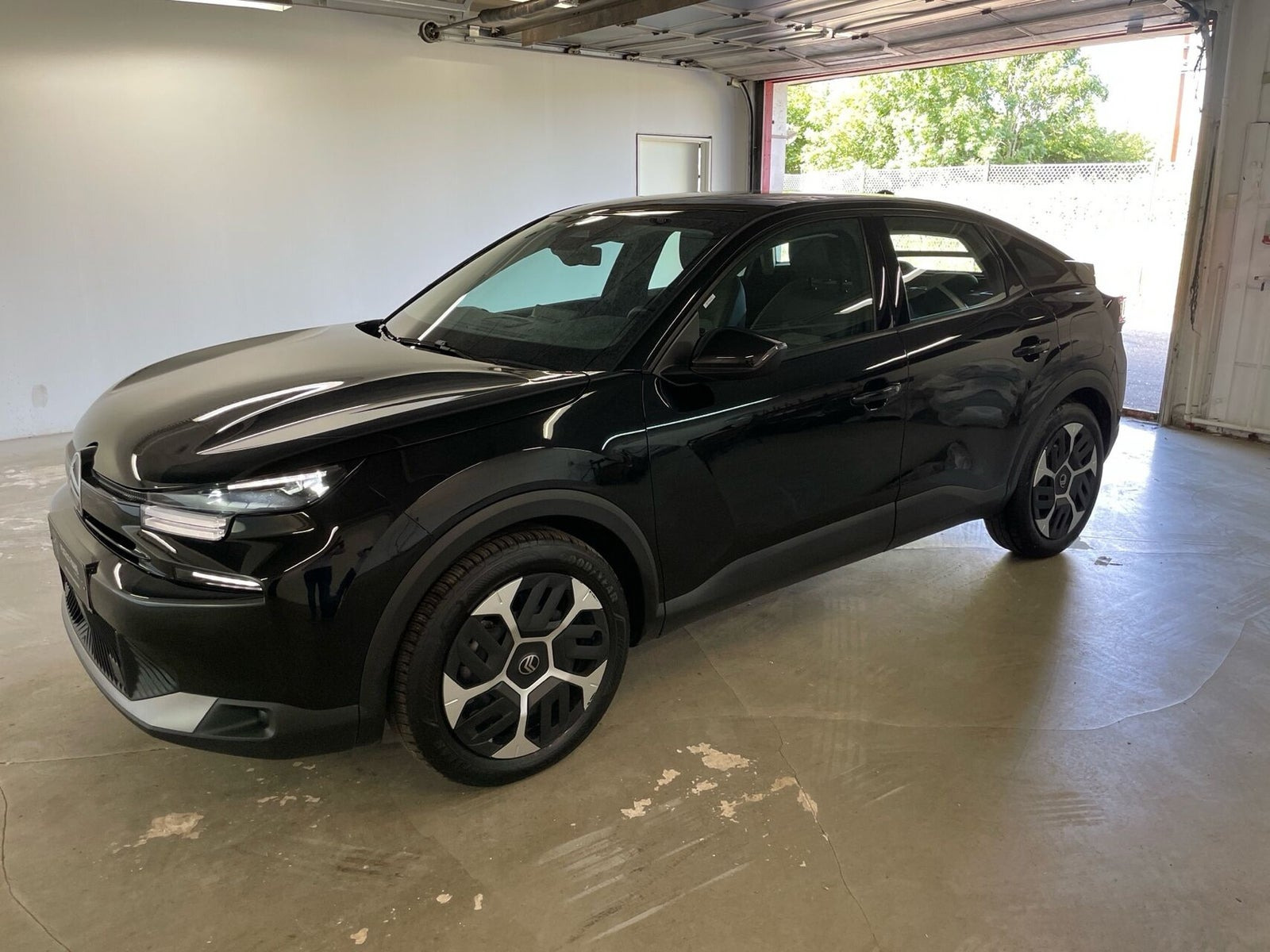 Blå Citroën ë-C4 fra 2025