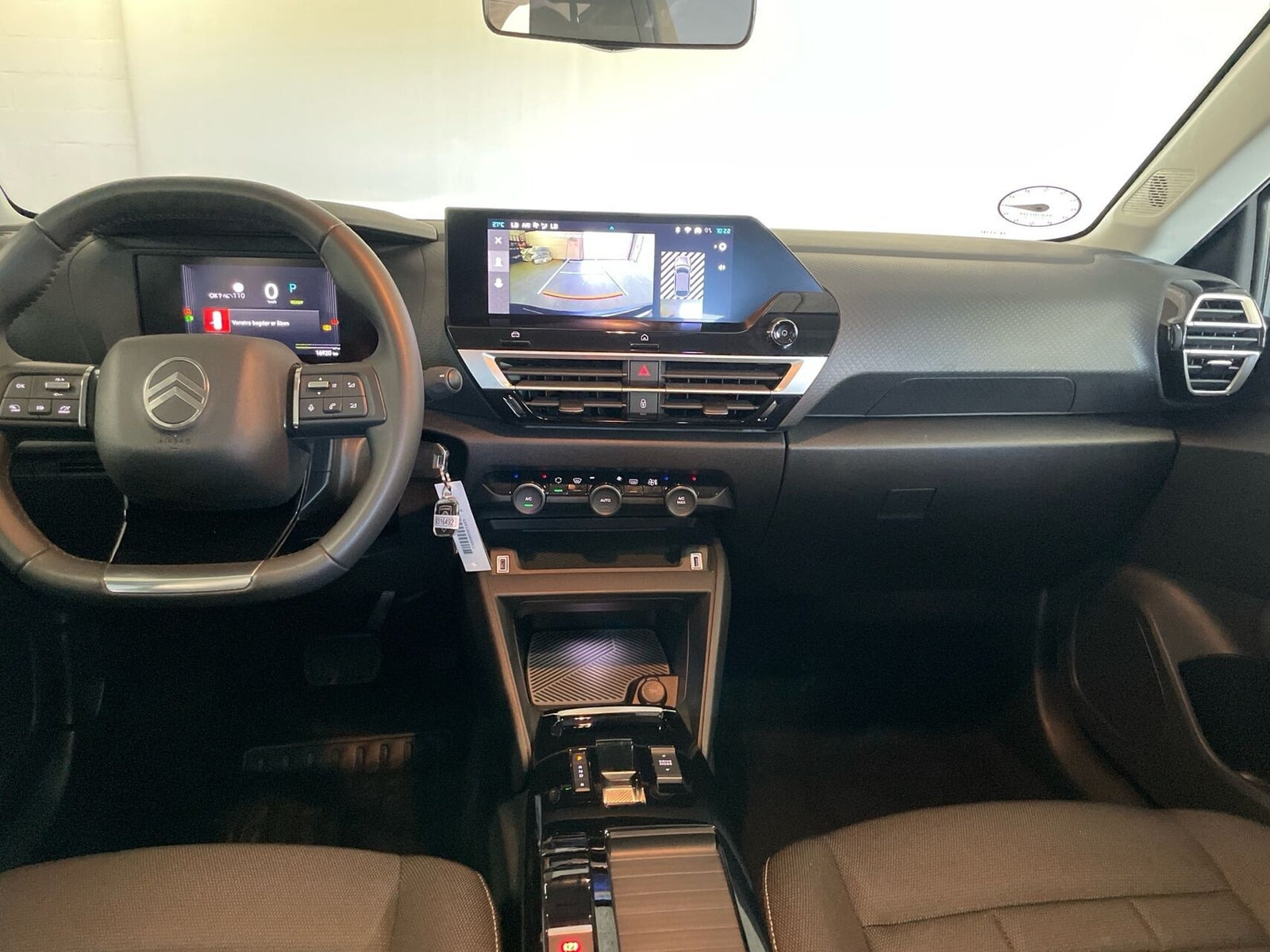 Blå Citroën ë-C4 fra 2025