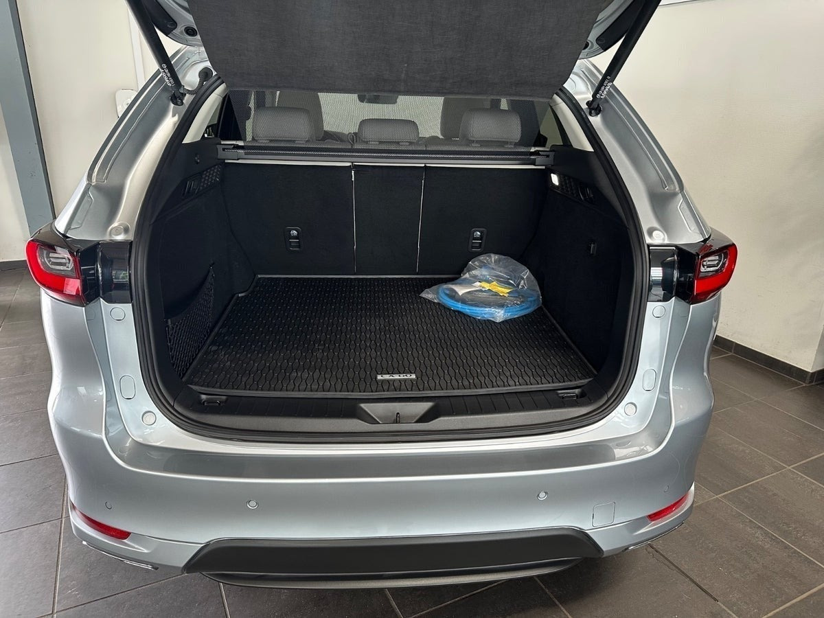 Grå Mazda CX-60 fra 2022