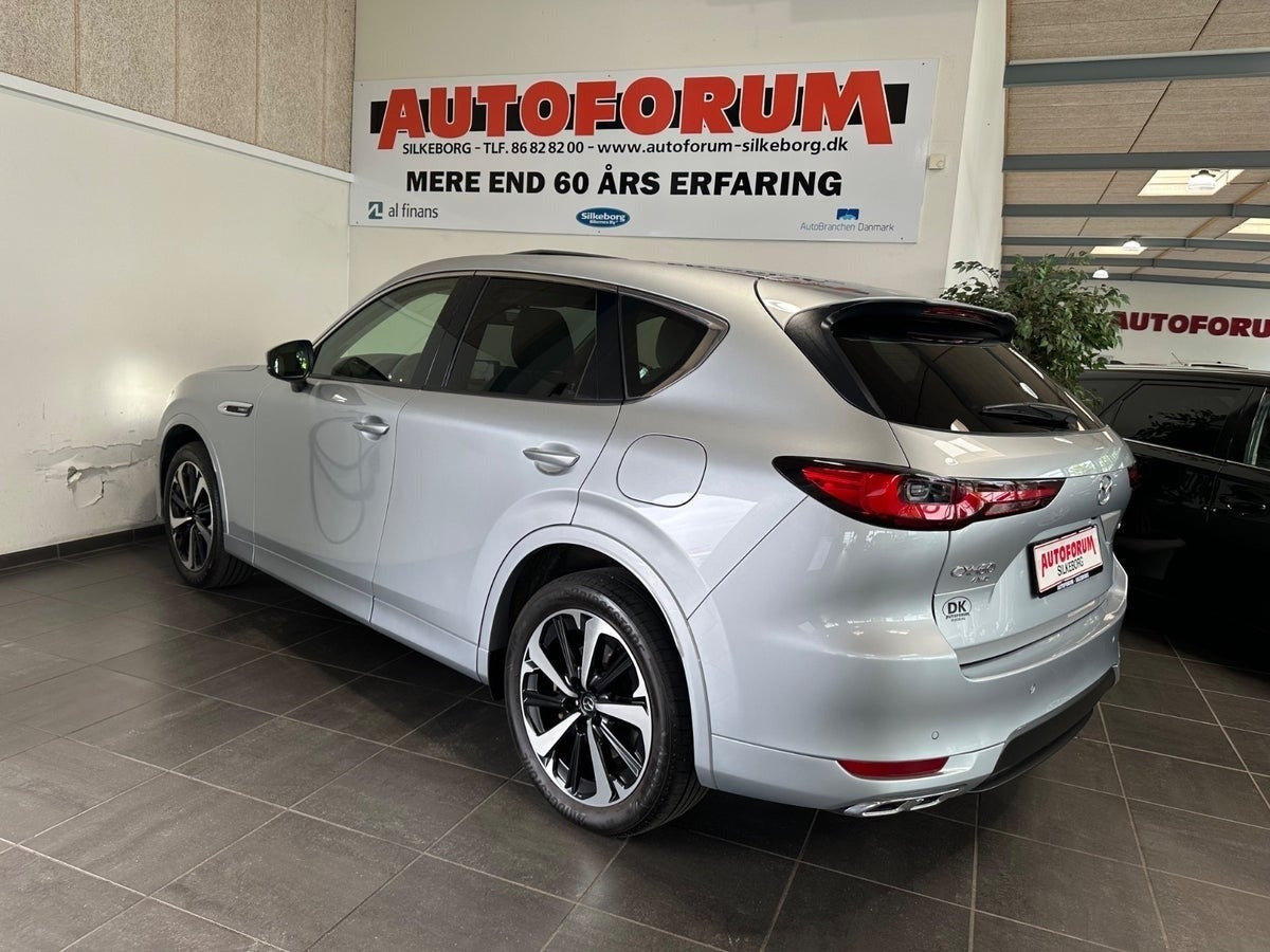 Grå Mazda CX-60 fra 2022