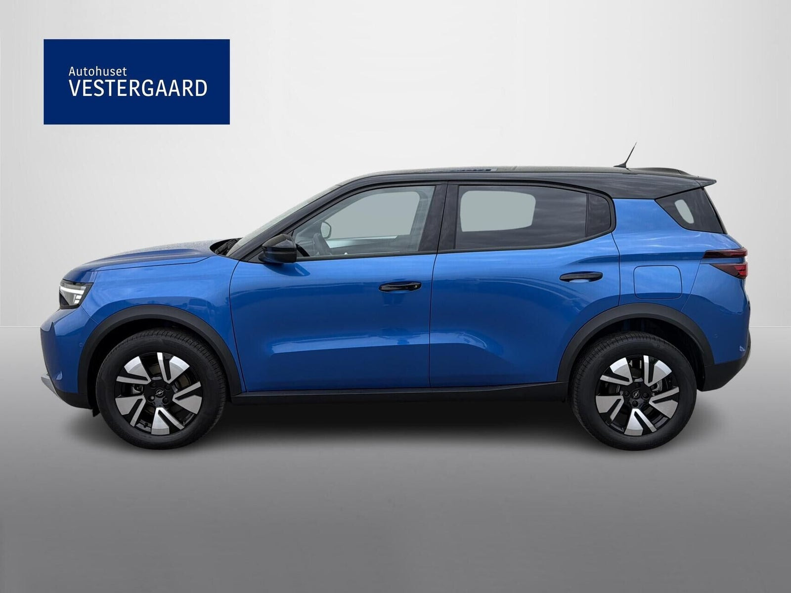 Blå Opel Frontera fra 2025