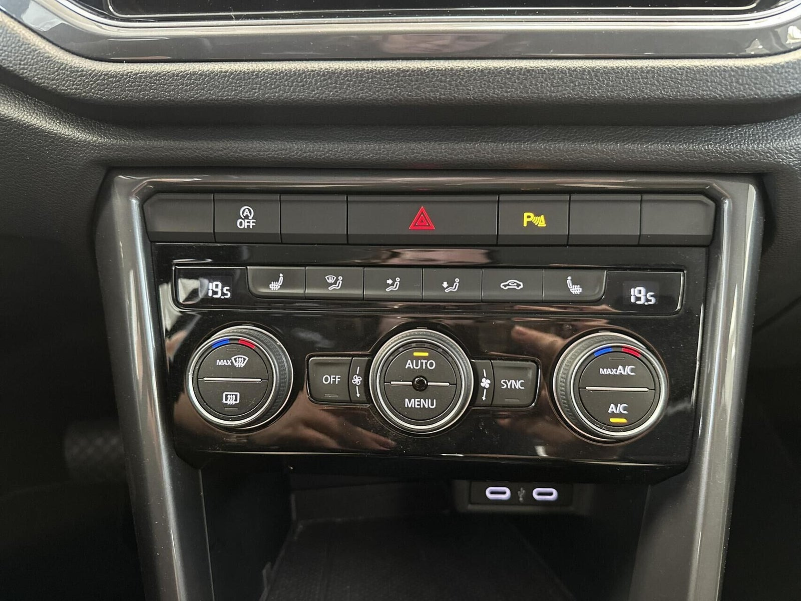 Sort VW T-Roc fra 2022