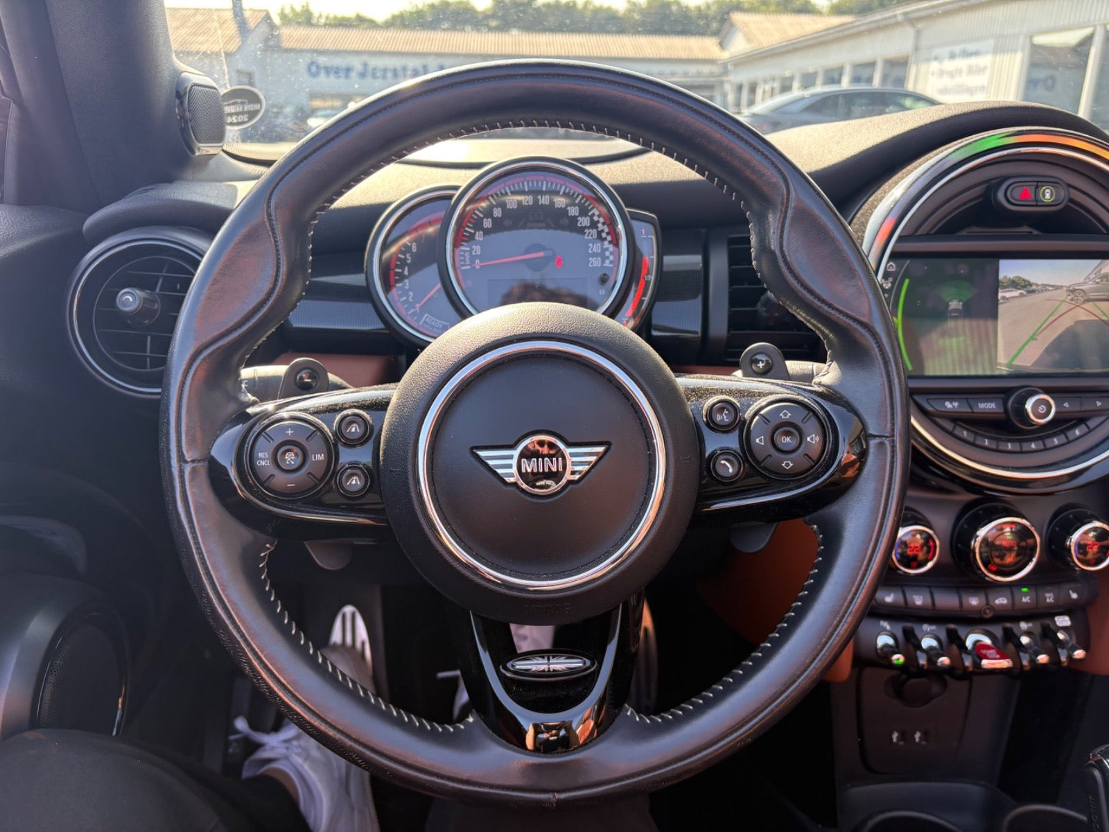 Grøn Mini Cooper S fra 2019