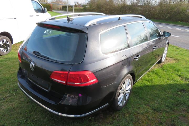 Sort VW Passat fra 2011