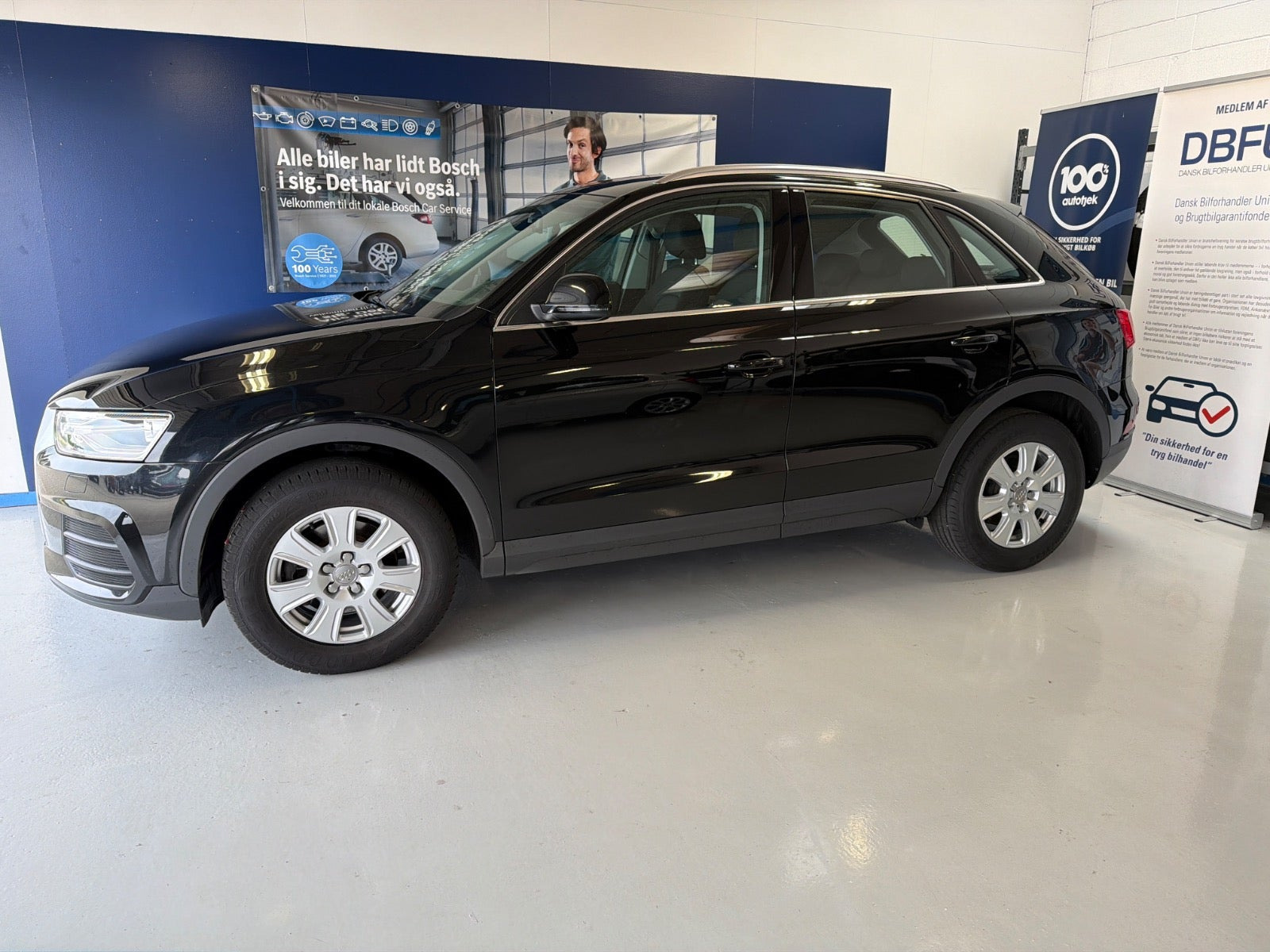 Sort Audi Q3 fra 2017