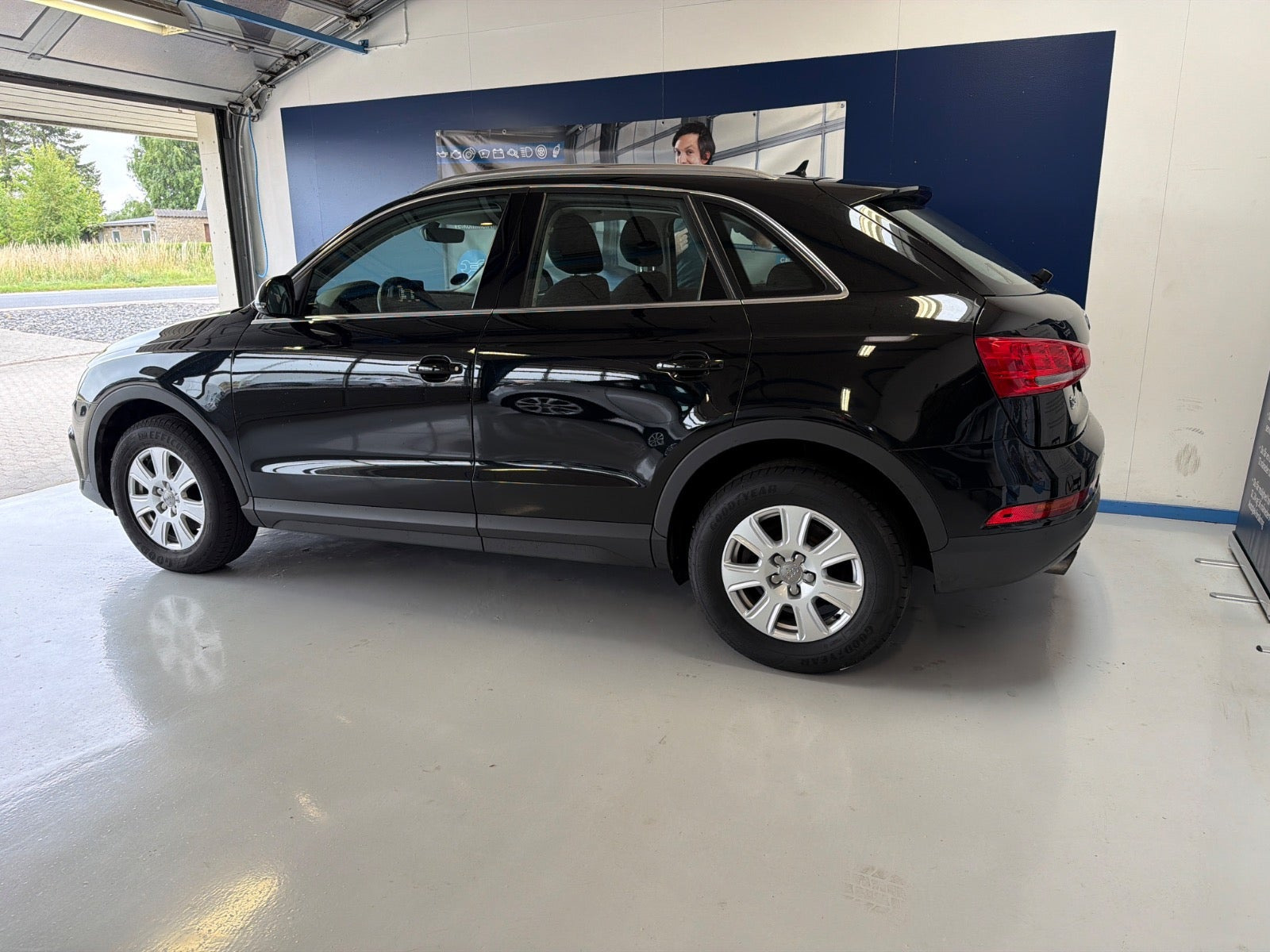Sort Audi Q3 fra 2017