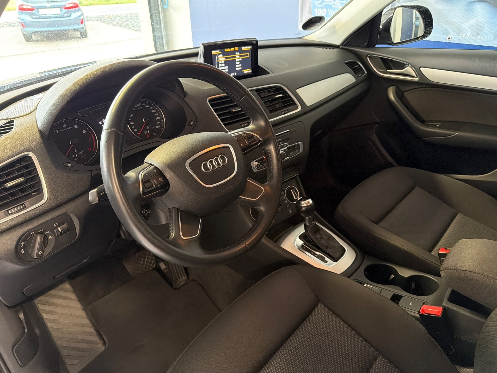 Sort Audi Q3 fra 2017