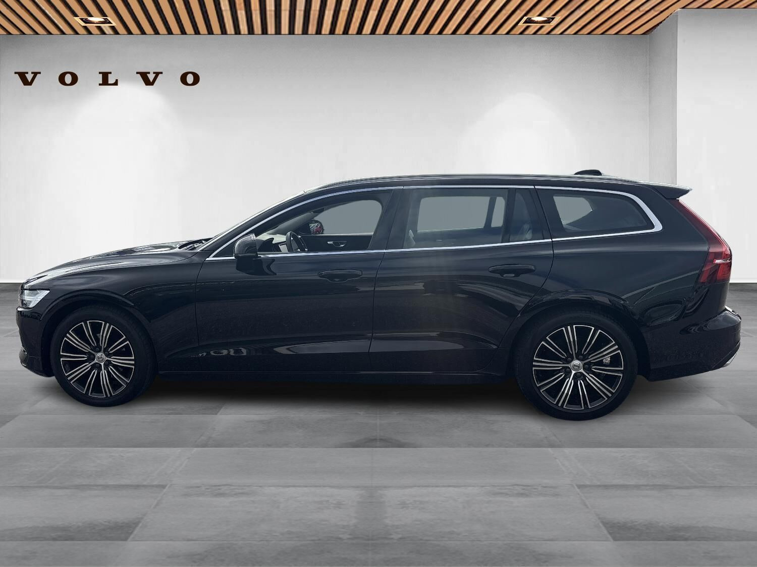 Sort Volvo V60 fra 2020