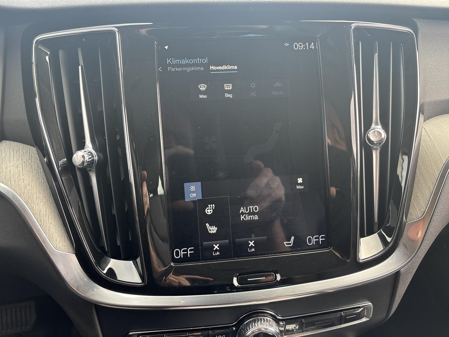 Sort Volvo V60 fra 2020