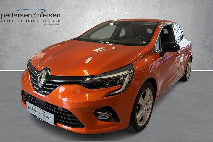 Orange Renault Clio fra 2021 set udefra