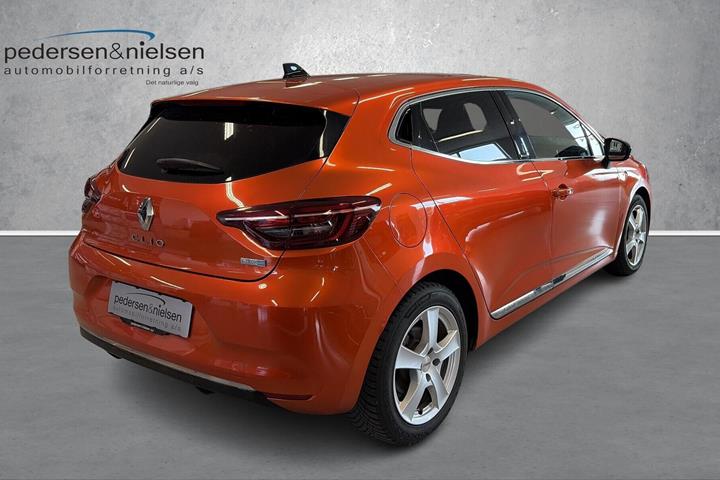 Orange Renault Clio fra 2021
