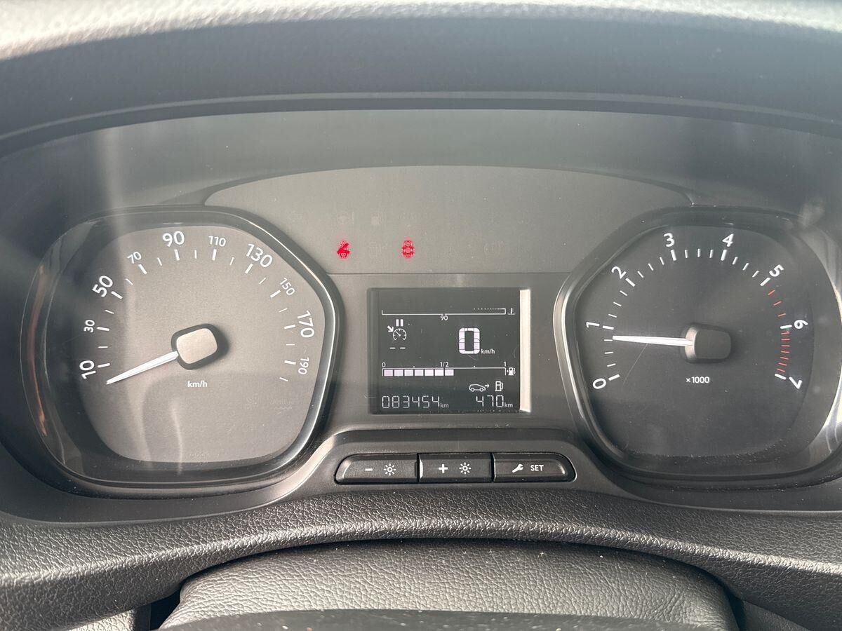 Hvid Toyota ProAce fra 2021