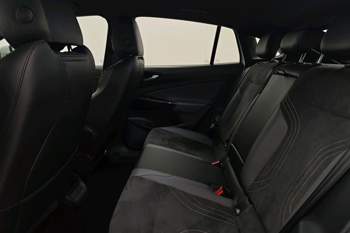 Hvid VW ID.5 fra 2023