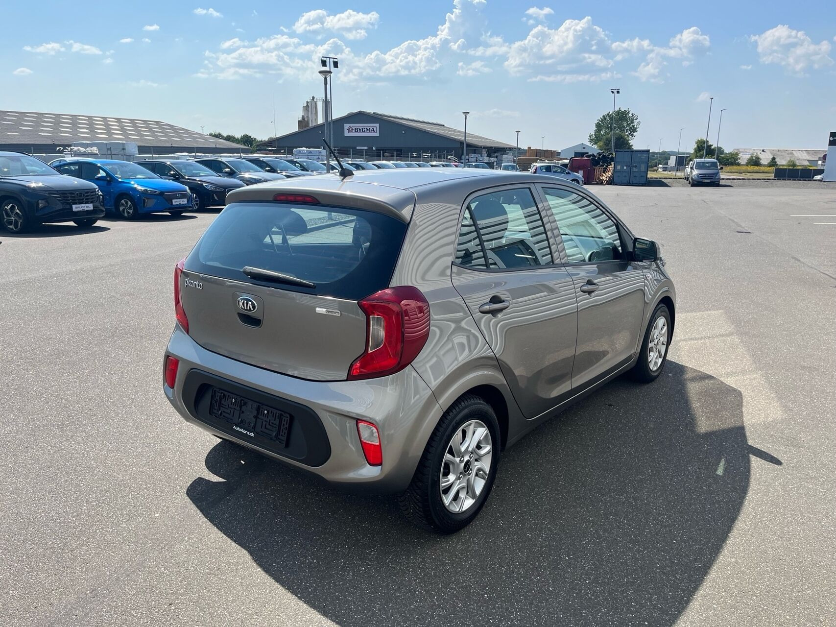 Grå Kia Picanto fra 2017