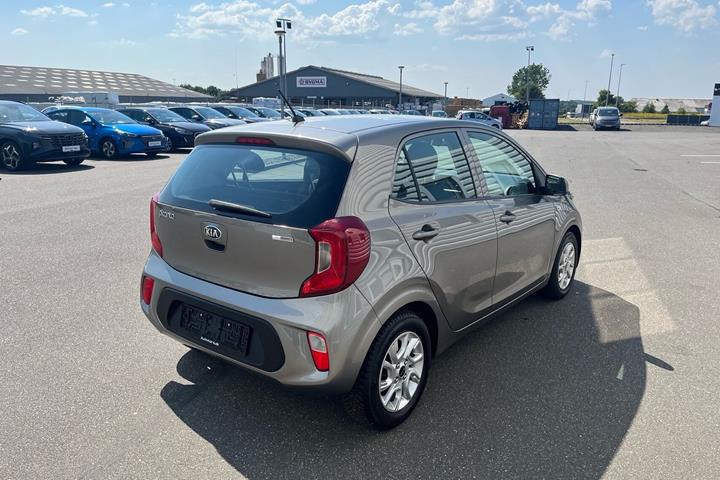 Grå Kia Picanto fra 2017