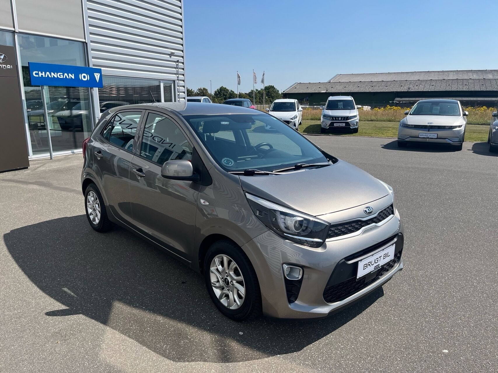 Grå Kia Picanto fra 2017