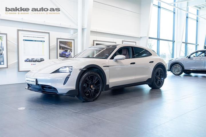 Beige Porsche Taycan fra 2021