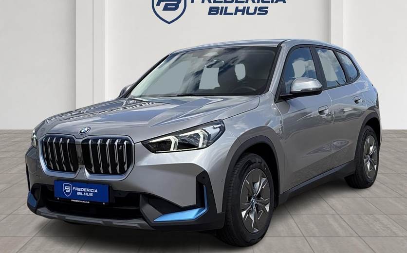 BMW iX1 xDrive30
