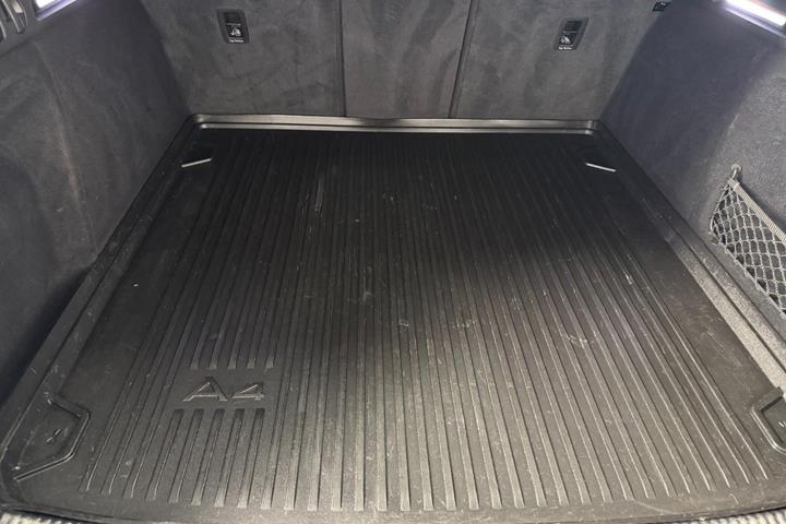 Sort Audi A4 fra 2018