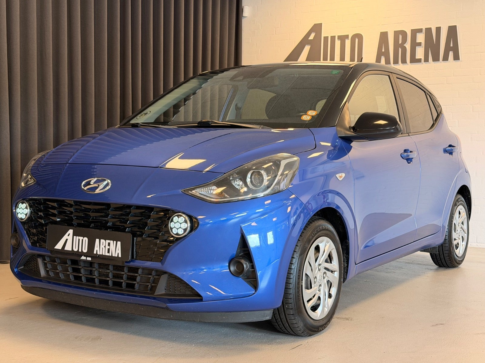 Blå Hyundai i10 fra 2020