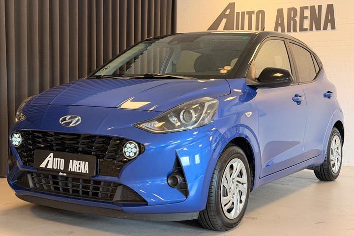 Blå Hyundai i10 fra 2020