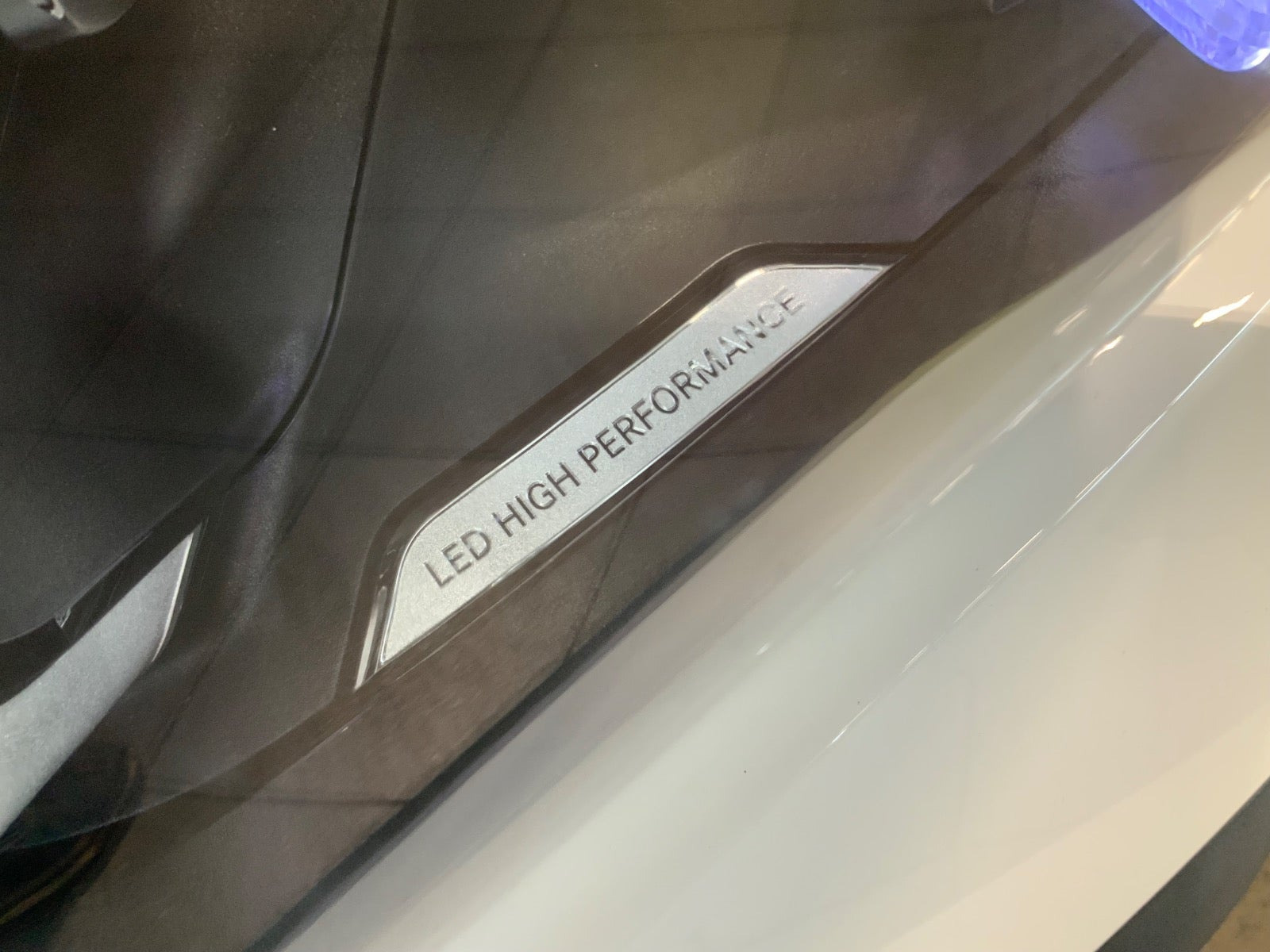 Hvid Mercedes GLB250 fra 2020