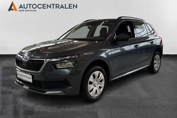 Grå Skoda Kamiq fra 2021 set udefra