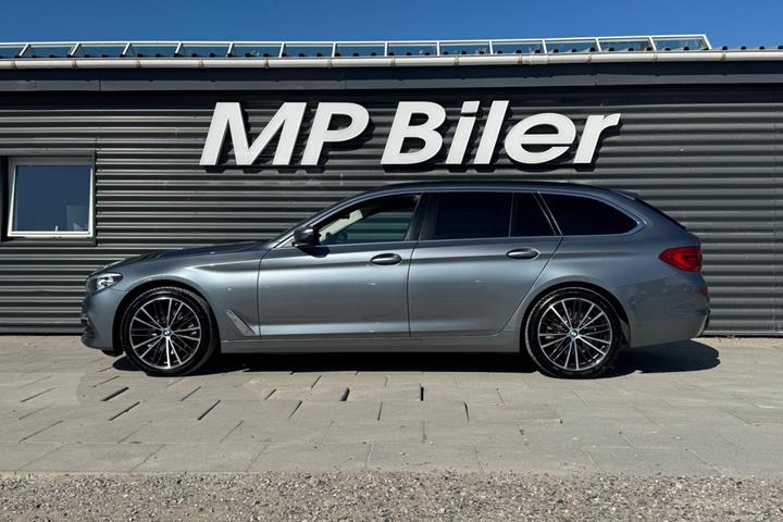 Blå BMW 520d fra 2018