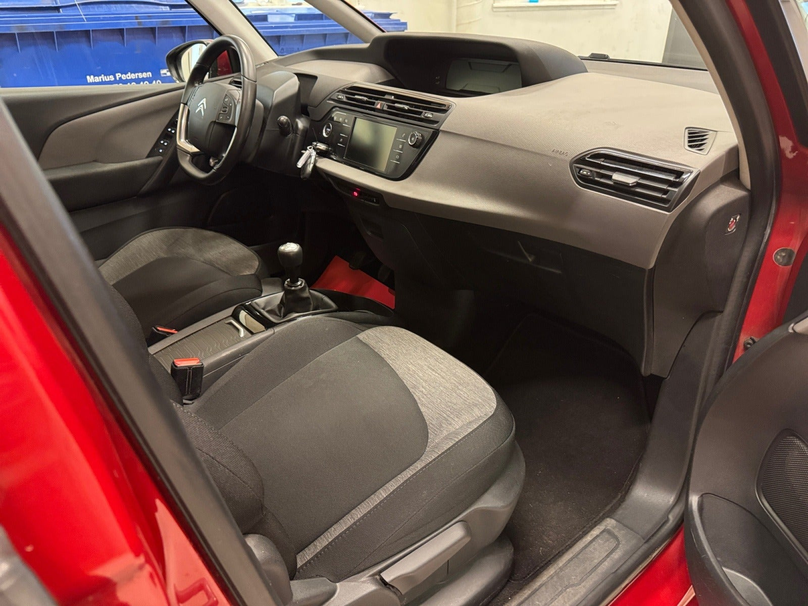 Rød Citroën C4 Picasso fra 2017