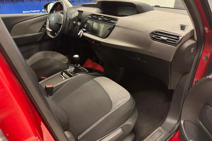 Rød Citroën C4 Picasso fra 2017