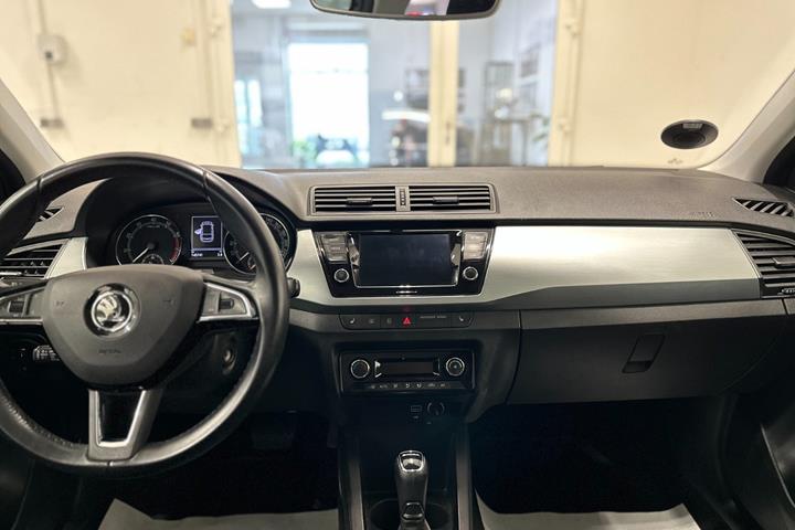 Sort Skoda Fabia fra 2019