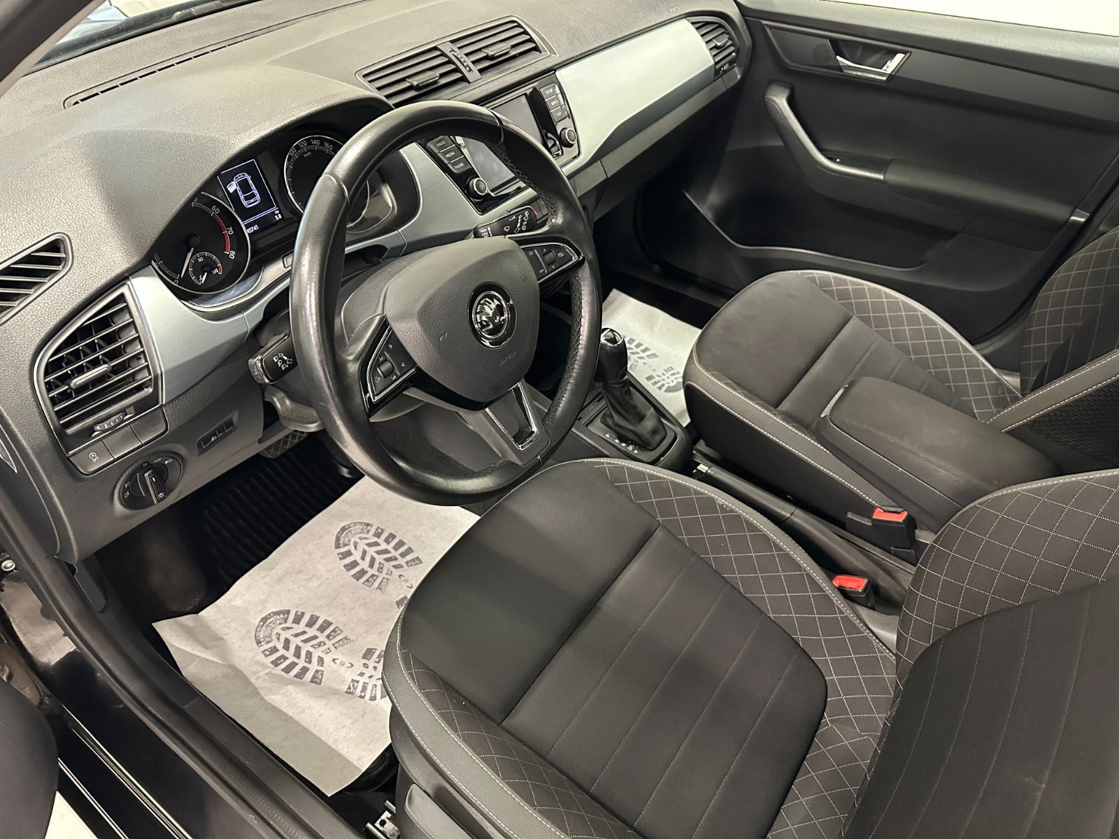 Sort Skoda Fabia fra 2019