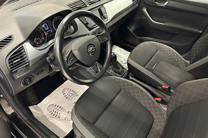Sort Skoda Fabia fra 2019
