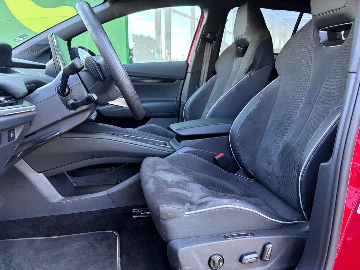 Rød Skoda Enyaq fra 2026