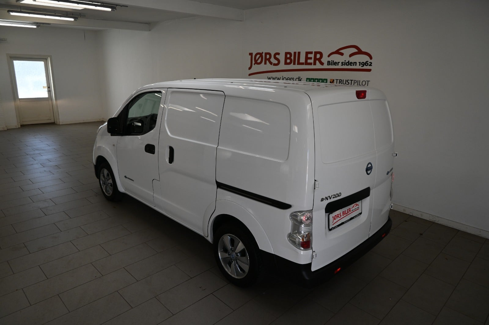 Hvid Nissan e-NV200 fra 2020