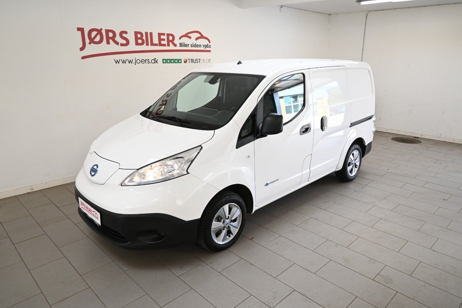 Hvid Nissan e-NV200 fra 2020