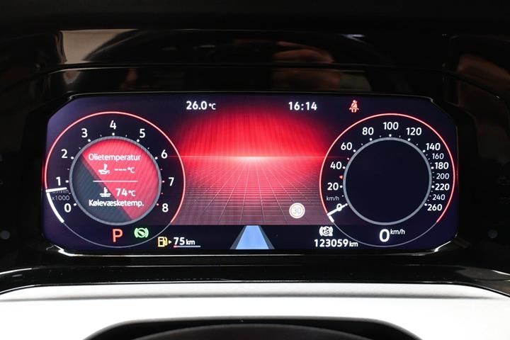 Hvid VW Golf VIII fra 2021