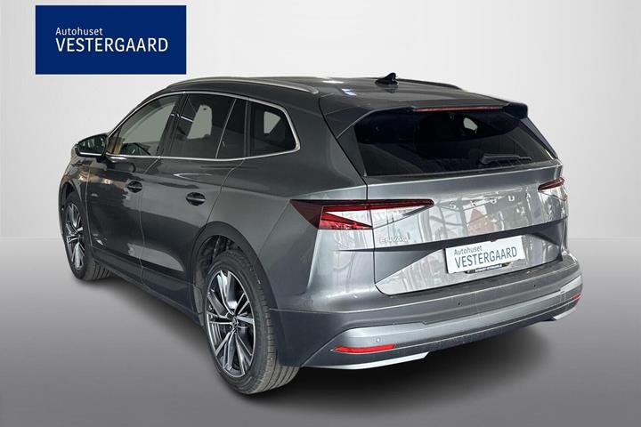 Grå Skoda Enyaq fra 2024
